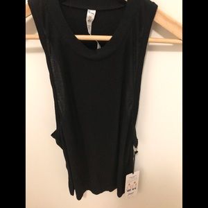 BNWT Alo Yoga Heat Wave Tank Size XS